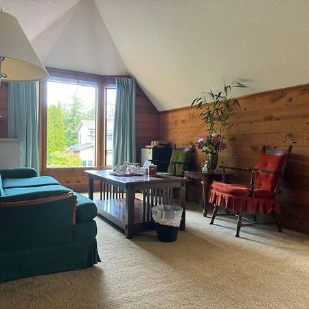 ויקטוריה Jason House - Immaculate Suites In A Quiet Seaside Neighbourhood Near Uvic מראה חיצוני תמונה