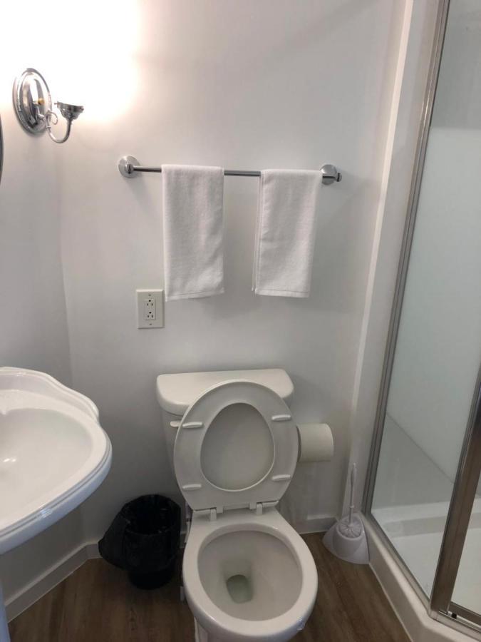 ויקטוריה Jason House - Immaculate Suites In A Quiet Seaside Neighbourhood Near Uvic מראה חיצוני תמונה